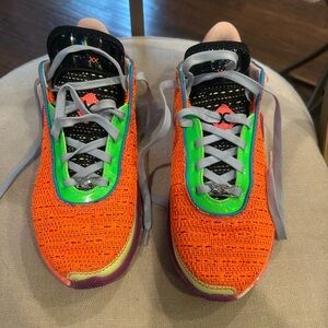 Nike LeBron Pink Diamond basketball shoes